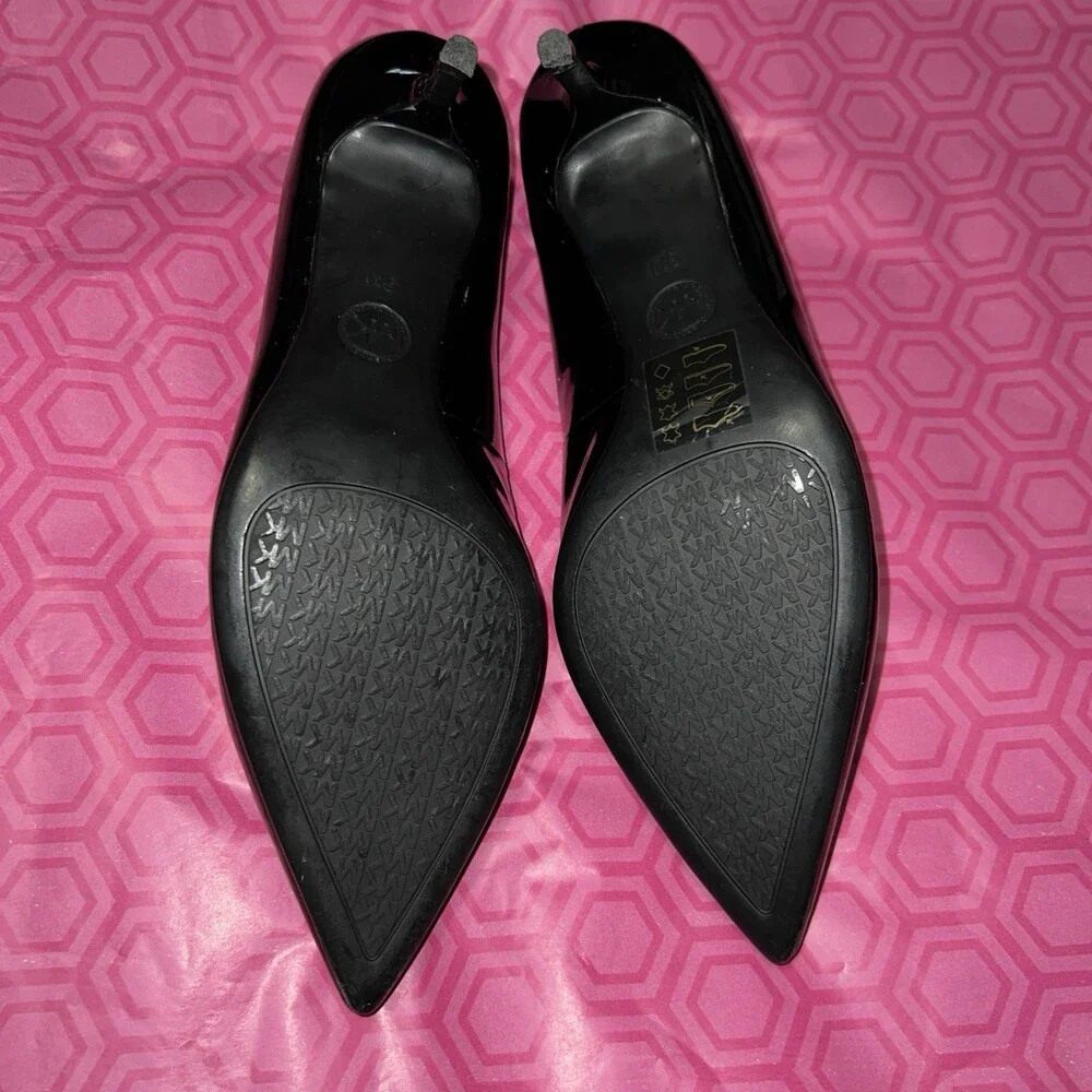 Michael Kors Women’s Pumps 9M Black Patent Leather Heels Pointed Toe